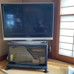 VIERA（ビエラ）ＴＨ３７ＰＸ７０とテレビ台