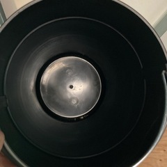 ● ゴミ箱、ペダル付きの画像