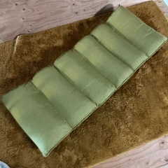 ● 座椅子、折りたたみ式、マットにもなりますの画像