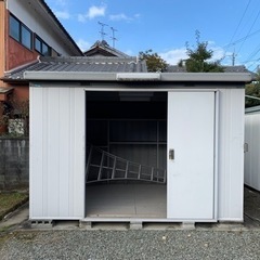 イナバ物置（INABA）（大）解体・配達代込み　値下げ