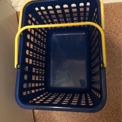 洗濯カゴ