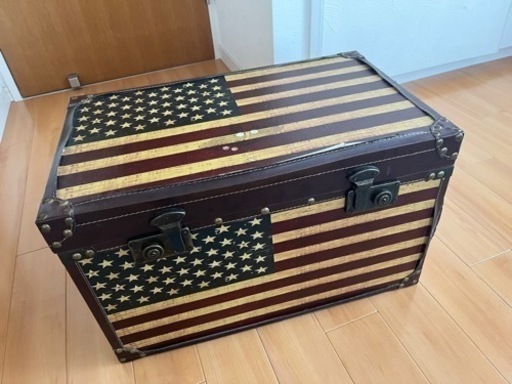 アメリカ国旗柄トランク