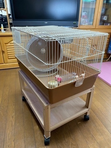 (取引き中)小動物用ゲージ及び付属品