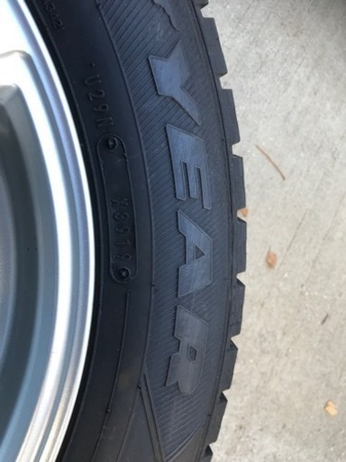 スタッドレスタイヤ/ホイール4本セット　195/65R15 セレナ装着可