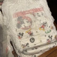 子供用おむつLサイズ35枚 ＋ 収納ケースの画像