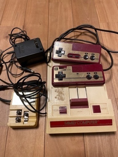 任天堂　ファミリーコンピュータとスパーマリオなど
