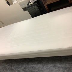 セミシングルベッドあげます。急いでます。