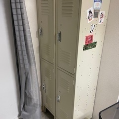 LYON 2-TIER LOCKER - LOUVER ロッカー