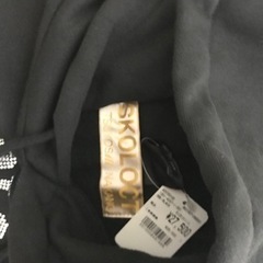 パーカー　SKOLOCT 新品　半額　以上　60％　以上　オフ　裏生地暖かい　Tsuyoshi nakano 日本ブランド　ジャンパーの画像