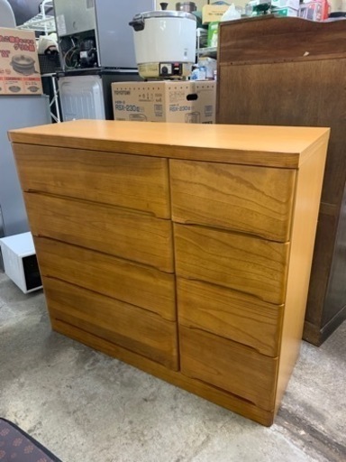 ４段チェスト　レール付きタンス