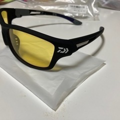 【Daiwa】偏光サングラス&ケース付き（黄色）の画像