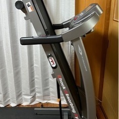 TIGORA ランニングマシーンの画像