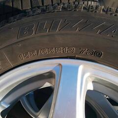 ブリザック スタッドレスタイヤ155/65R13  ブリジストンの画像