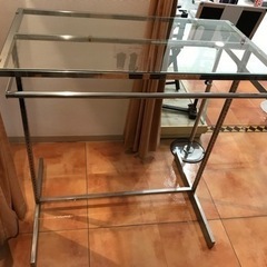 ブティック仕様のハンガーラックの画像