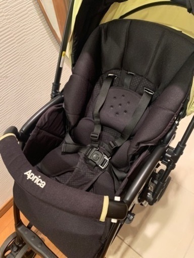 アップリカ　ラクーナエアー　AB型ベビーカー
