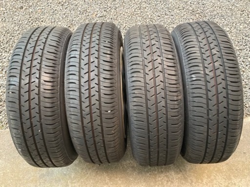 【ホンダフィットなど】175/65R14 サマータイヤ　純正ホイールキャップ付