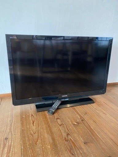 TOSHIBA  REGZA 40型