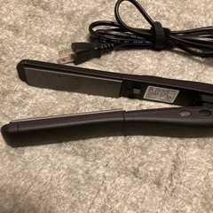 新品　ストレートアイロン