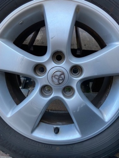 トヨタの純正ホイール付きスタッドレス