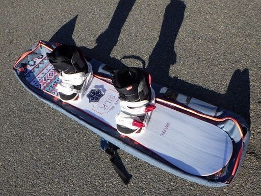 スウィベル SWIVEL SILK レディース スノーボードセット 板142cm