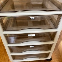 相談中　書類キャビネット　A4入ります　8段の画像