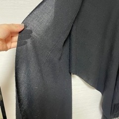 ストール　黒の画像