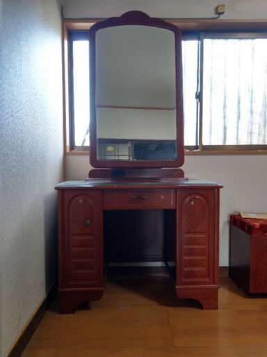 ドレッサー