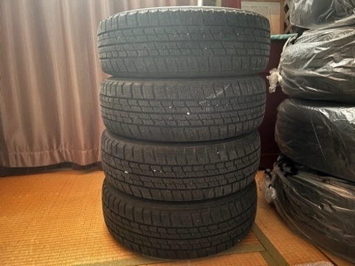 スタッドレスタイヤホイールセット 175 65 14 82Q