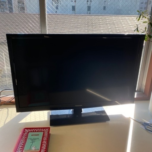TOSHIBA 液晶テレビ 32型