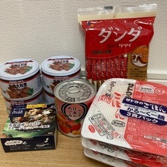 缶詰、ダシダ、ご飯詰め合わせ
