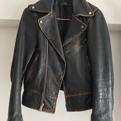 ZARA 本革ライダースジャケット