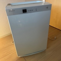 DAIKIN MCK70T-W 空気清浄加湿器　2017年製　の画像