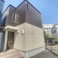人気の筑紫丘エリアにある戸建て賃貸（リビングは２階）⌂近隣に小学校あり