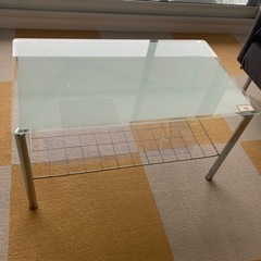 【購入者決まりました】ガラステーブル　