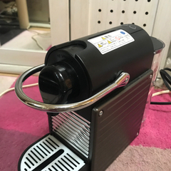 (最終値下げ) ネスプレッソ カプセル式コーヒーメーカー ピクシーツー