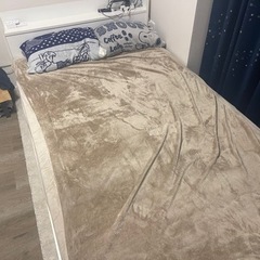 値相談可！マットレス有り！引き出し収納付きセミダブルベット！！の画像