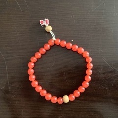 【他のアクセとのまとめ買い歓迎】赤ブレスレット