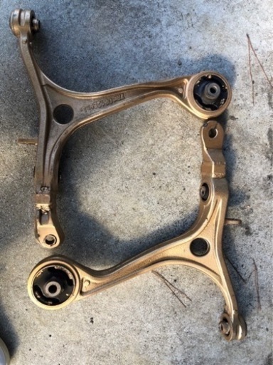 オデッセイ　rb1 フロントリアアーム3点セット