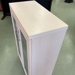 【リサイクルショップ　ピカソ　小松原】小型　食器棚キャビネット　ナチュラル★6536★の画像