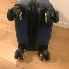 スーツケースケース（中古）の画像