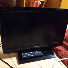 東芝（REGZA)11年製　22インチ　中古　テレビ
