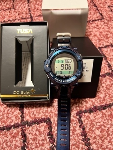 美品　TUSA  IQ1204 人気色NBL ダイブコンピューター　ダイコン