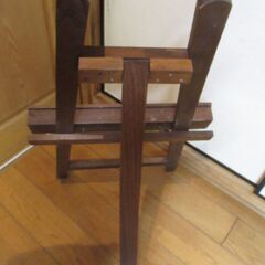 世田谷区近辺配送可能　画架 100T型　スケッチ台　デッサン額縁　木製　高さ：1,000mm　 受台：幅550mm　の画像