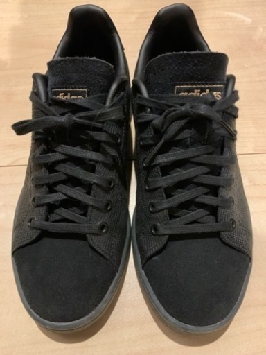 adidas サイズ24cm