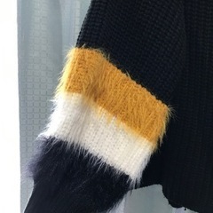 GRL フェザー配色タートルニット　ブラックの画像