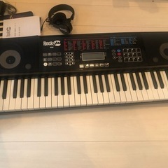 電子ピアノ