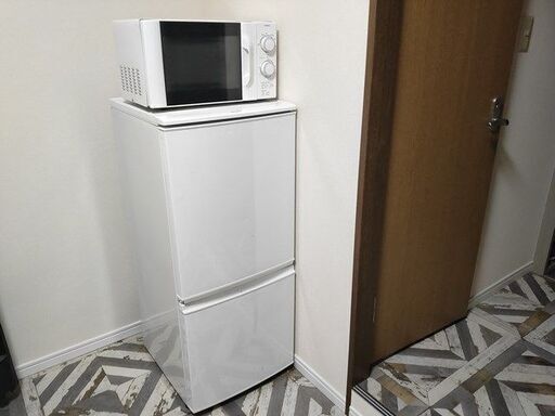 冷蔵庫と電子レンジ