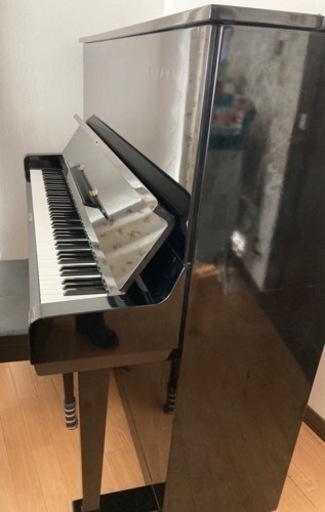 YAMAHA U3C  