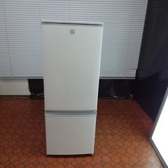 ID 994722　冷蔵庫　２ドアシャープ167L　　２０１９年製　SJ-17E6－KW