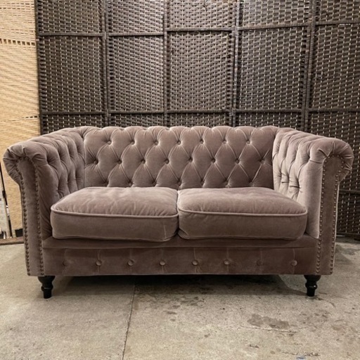 [売約済み]Vincent ヴィンセント　ソファ　2人掛け　チェスターフィールド　英国　デザイン　高級　ベルベット　検　ソファー　ラブソファ　イギリス　ファブリック　生地　2Ｐ　2シーター　アンティーク調店舗　什器　インテリア